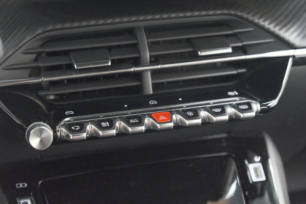 Peugeot 2008 PureTech 100 Allure | Apple Carplay | Parkeersensoren | Climate control