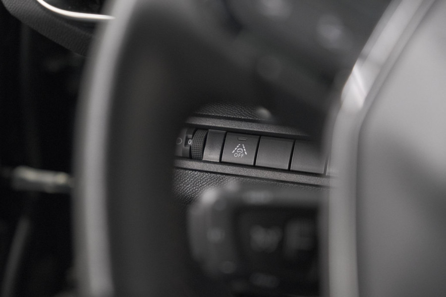 Peugeot 5008 PureTech 130 EAT8 Active Pack Business | 7 Zitplaatsen | Camera | Navigatie | Apple Carplay | Parkeersensoren