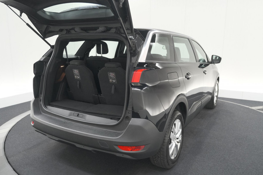 Peugeot 5008 PureTech 130 EAT8 Active Pack Business | 7 Zitplaatsen | Camera | Navigatie | Apple Carplay | Parkeersensoren