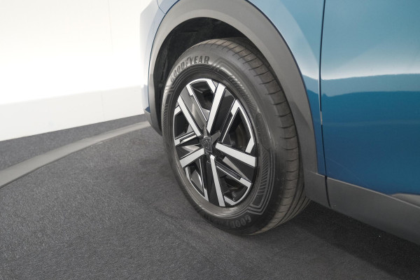 Peugeot 2008 Hybrid 136 e-DCS6 Style | Apple Carplay | Parkeersensoren | Climate control