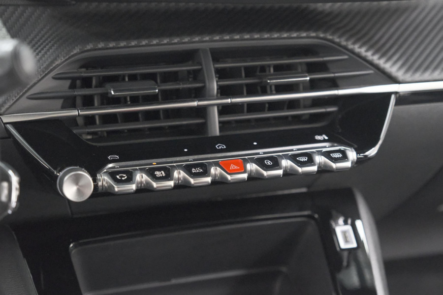 Peugeot 2008 Hybrid 136 e-DCS6 Style | Apple Carplay | Parkeersensoren | Climate control