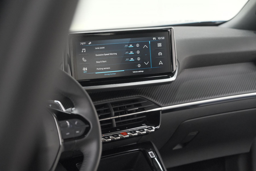 Peugeot 2008 Hybrid 136 e-DCS6 Style | Apple Carplay | Parkeersensoren | Climate control