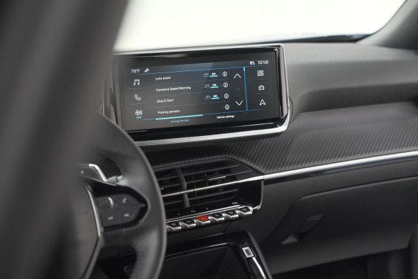 Peugeot 2008 Hybrid 136 e-DCS6 Style | Apple Carplay | Parkeersensoren | Climate control