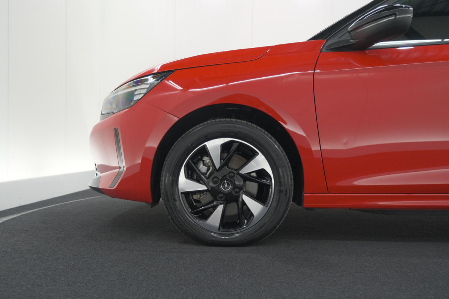 Opel Corsa Electric Yes 50 kWh | 11 KW Lader | SOH 99,9% | Apple Carplay | Parkeersensoren