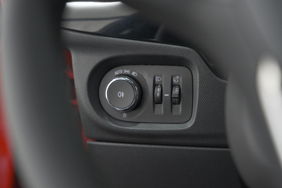 Opel Corsa Electric Yes 50 kWh | 11 KW Lader | SOH 99,9% | Apple Carplay | Parkeersensoren