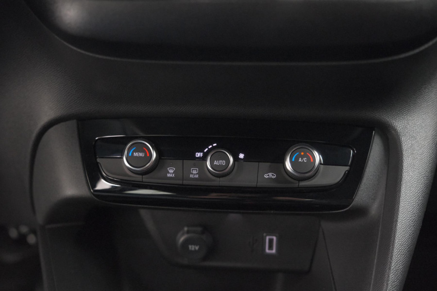 Opel Corsa Electric Yes 50 kWh | 11 KW Lader | SOH 99,9% | Apple Carplay | Parkeersensoren