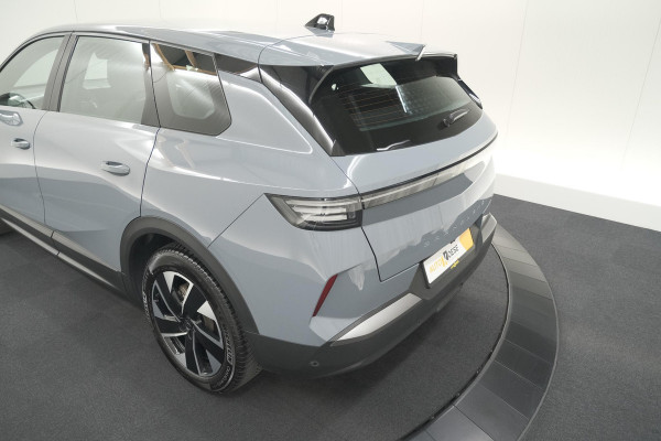 Opel Grandland 1.2 Turbo 145 Hybrid Business Edition | Elektrische Kofferklep | Camera | Adaptieve Cruise Control | Allseason Banden