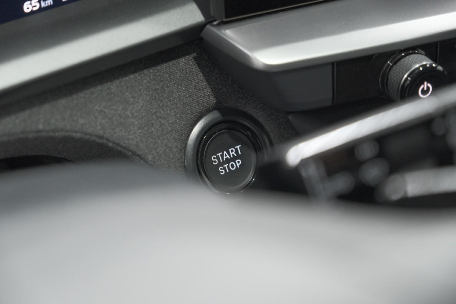 Opel Grandland 1.2 Turbo 145 Hybrid Business Edition | Elektrische Kofferklep | Camera | Adaptieve Cruise Control | Allseason Banden