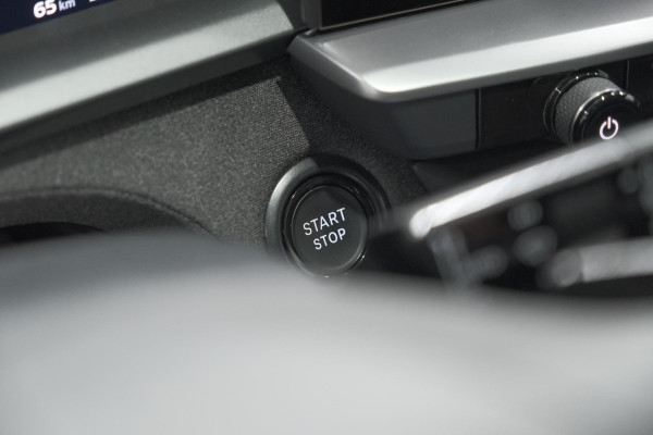 Opel Grandland 1.2 Turbo 145 Hybrid Business Edition | Elektrische Kofferklep | Camera | Adaptieve Cruise Control | Allseason Banden