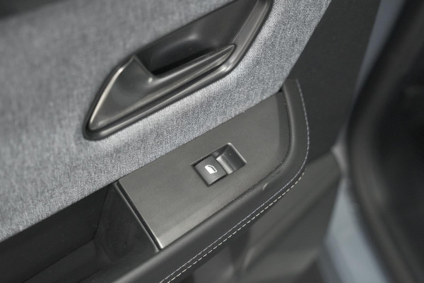 Opel Grandland 1.2 Turbo 145 Hybrid Business Edition | Elektrische Kofferklep | Camera | Adaptieve Cruise Control | Allseason Banden