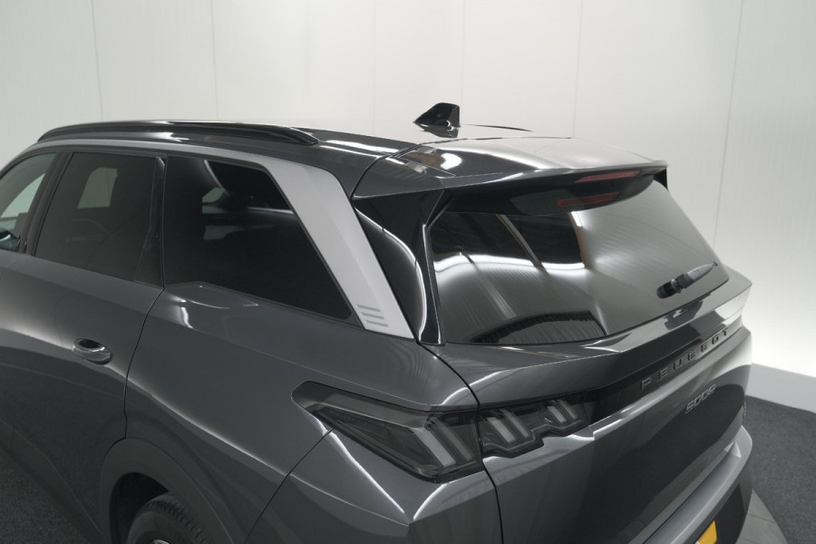 Peugeot 5008 1.2 Hybrid 136 e-DCS6 Allure | 7 Zitplaatsen | Camera | Stoelverwarming | Navigatie | Trekhaak