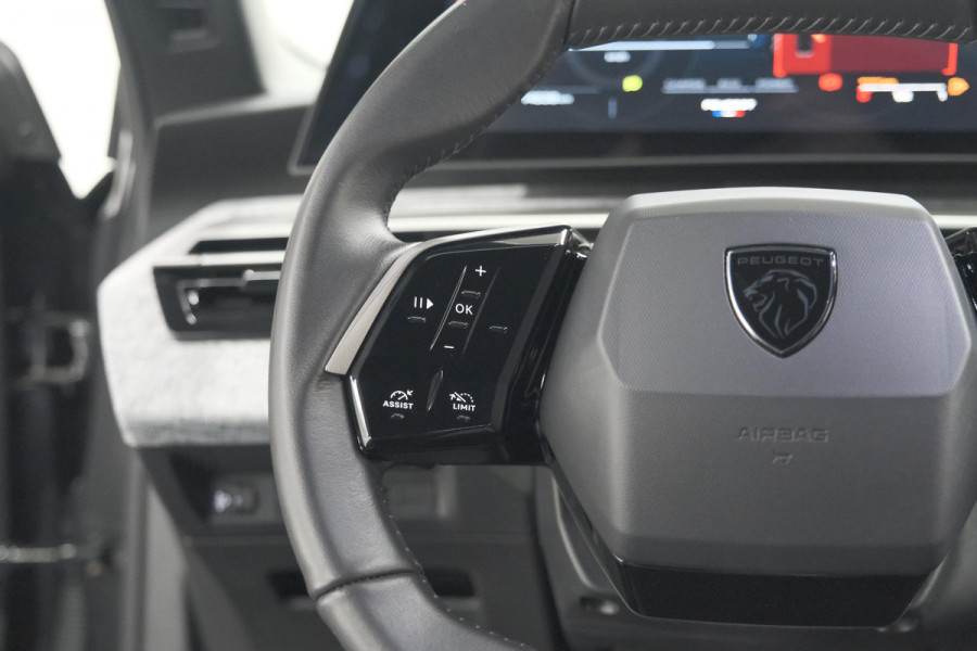 Peugeot 5008 1.2 Hybrid 136 e-DCS6 Allure | 7 Zitplaatsen | Camera | Stoelverwarming | Navigatie | Trekhaak