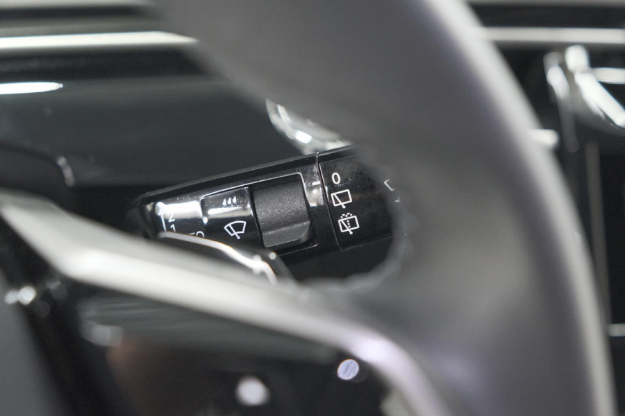 Peugeot 5008 1.2 Hybrid 136 e-DCS6 Allure | 7 Zitplaatsen | Camera | Stoelverwarming | Navigatie | Trekhaak
