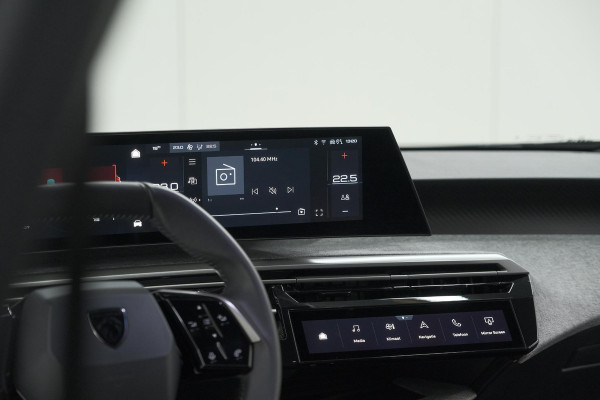 Peugeot 5008 1.2 Hybrid 136 e-DCS6 Allure | 7 Zitplaatsen | Camera | Stoelverwarming | Navigatie | Trekhaak