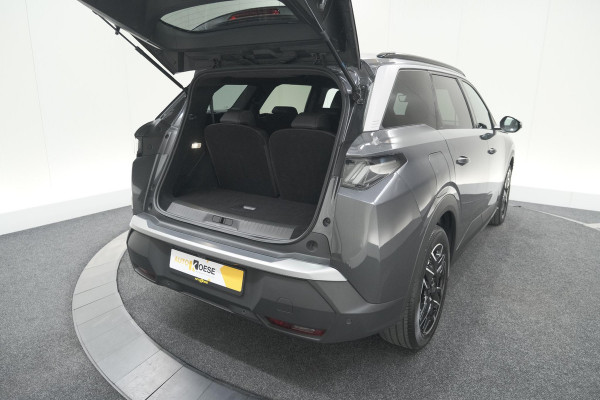 Peugeot 5008 1.2 Hybrid 136 e-DCS6 Allure | 7 Zitplaatsen | Camera | Stoelverwarming | Navigatie | Trekhaak