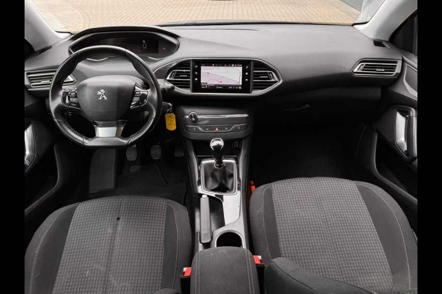 Peugeot 308 - Lees tekst - 1.2 PureTech Blue Lease Allure