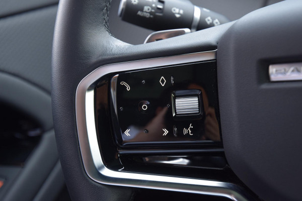 Land Rover Range Rover Evoque P300e AWD R-Dynamic S