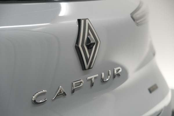 Renault Captur 1.8 E-Tech Full Hybrid 160 Techno | Camera | Adaptieve Cruise Control | Navigatie | Parkeersensoren