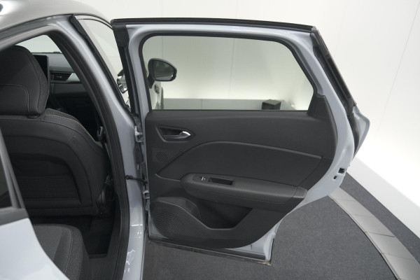 Renault Captur 1.8 E-Tech Full Hybrid 160 Techno | Camera | Adaptieve Cruise Control | Navigatie | Parkeersensoren