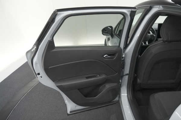 Renault Captur 1.8 E-Tech Full Hybrid 160 Techno | Camera | Adaptieve Cruise Control | Navigatie | Parkeersensoren