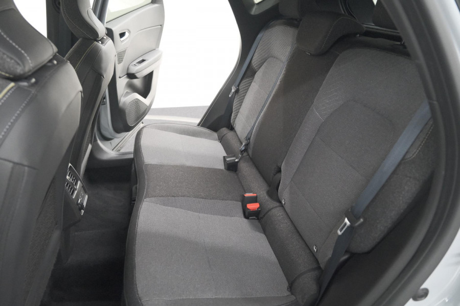 Renault Captur 1.8 E-Tech Full Hybrid 160 Techno | Camera | Adaptieve Cruise Control | Navigatie | Parkeersensoren