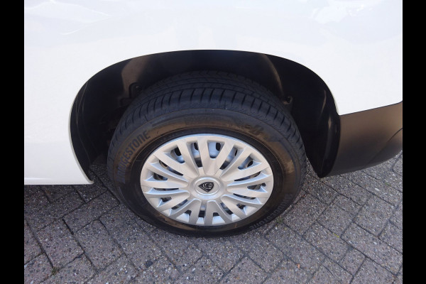 Peugeot Partner 1.2 PureTech Pro BENZINE AIRCO NAVI CRUISE CONTROL PDC SCHUIFDEUR