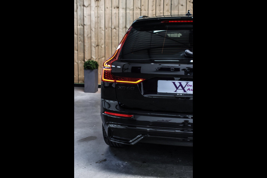 Volvo XC60 2.0 T8 Ultra Black Edition *B&W*Pano*Massage*Luchtvering*