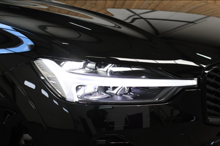 Volvo XC60 2.0 T8 Ultra Black Edition *B&W*Pano*Massage*Luchtvering*