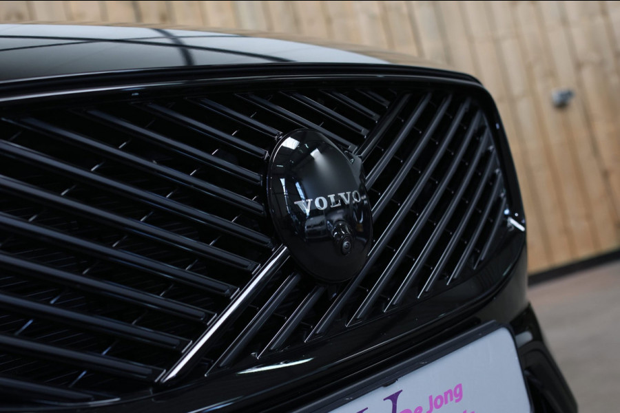 Volvo XC60 2.0 T8 Ultra Black Edition *B&W*Pano*Massage*Luchtvering*