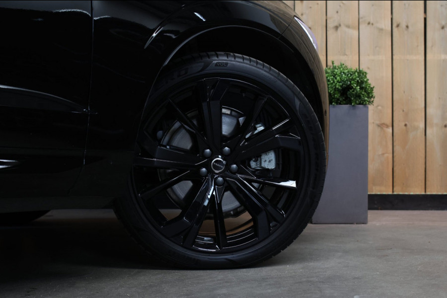 Volvo XC60 2.0 T8 Ultra Black Edition *B&W*Pano*Massage*Luchtvering*