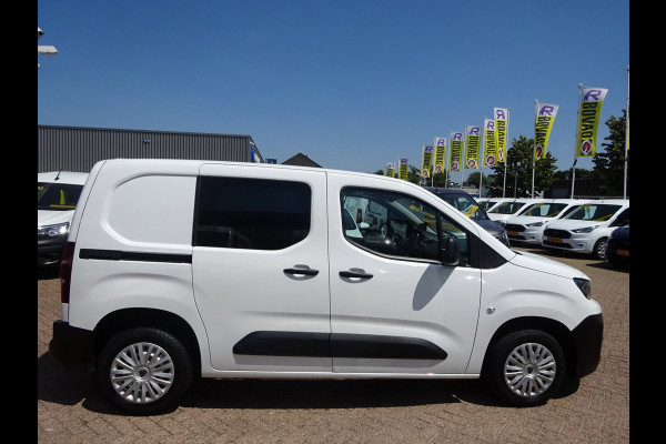Peugeot Partner 1.2 PureTech Pro BENZINE AIRCO NAVI CRUISE CONTROL PDC SCHUIFDEUR