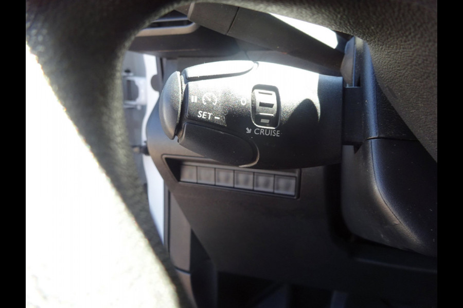 Peugeot Partner 1.2 PureTech Pro BENZINE AIRCO NAVI CRUISE CONTROL PDC SCHUIFDEUR