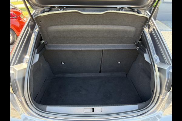 Peugeot 208 1.2 PureTech Active Pack 2e Eigenaar,D-riem vv in 2023,Navi,Carplay,Clima,Cruise,Lm velgen,N.A.P,Pdc,Recent beurt gehad,Apk tot 06-2027