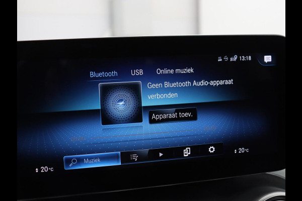 Mercedes-Benz GLC 300e 4MATIC Business Solution AMG | SOH 86,6% | Panorama dak | 360 Camera | Trekhaak | Adaptive cruise | Navigatie | DAB+ | Carplay | Bluetooth | Sfeerverlichting | Verkeersteken assistent | Climate control
