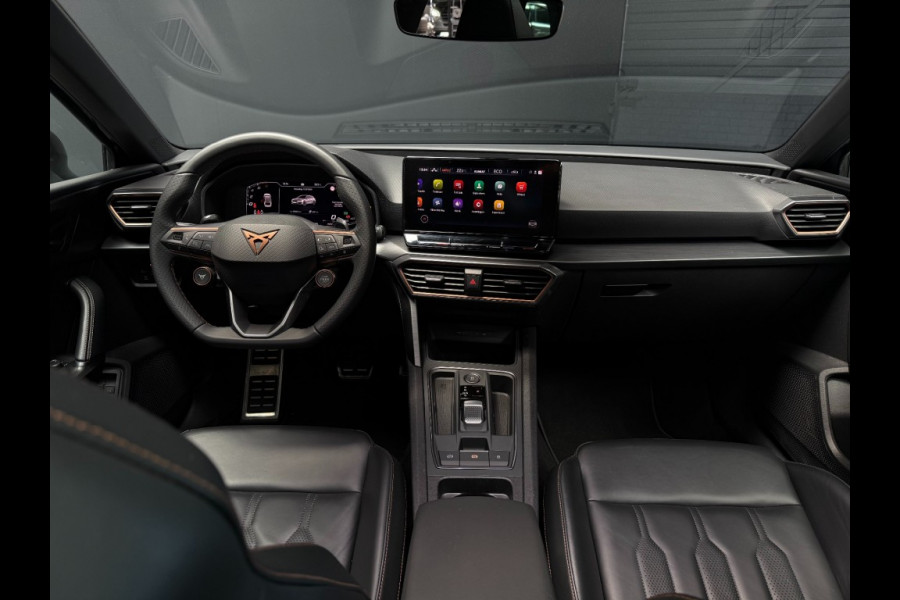 CUPRA Leon Sportstourer Sportstourer 1.4 e-Hybrid VZ Copper Panorama Matrix LED volleder BTW ACC 19 inchCarPlay