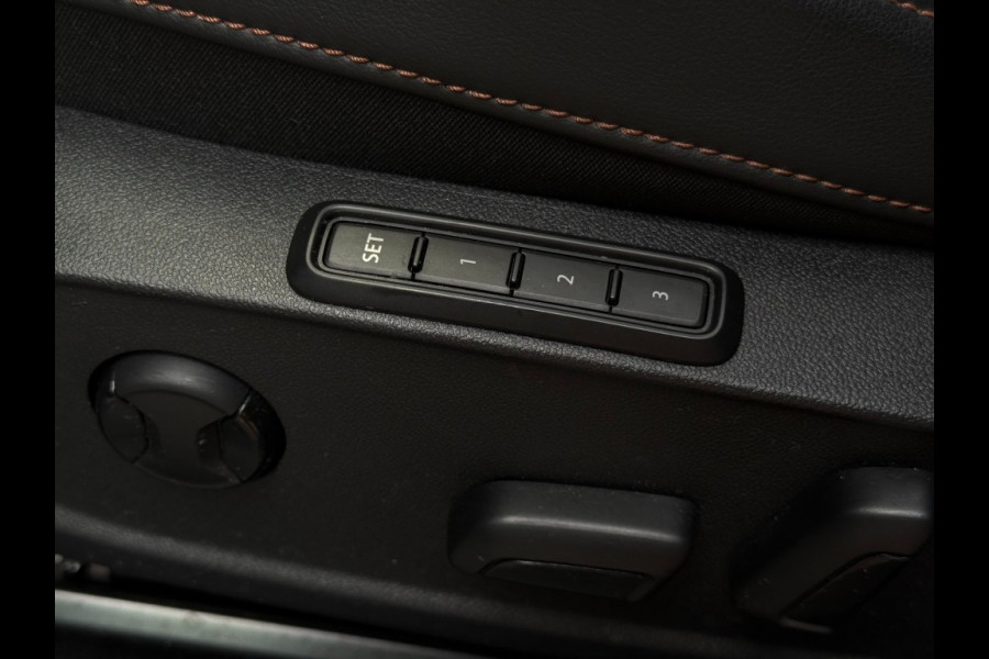 CUPRA Leon Sportstourer Sportstourer 1.4 e-Hybrid VZ Copper Panorama Matrix LED volleder BTW ACC 19 inchCarPlay