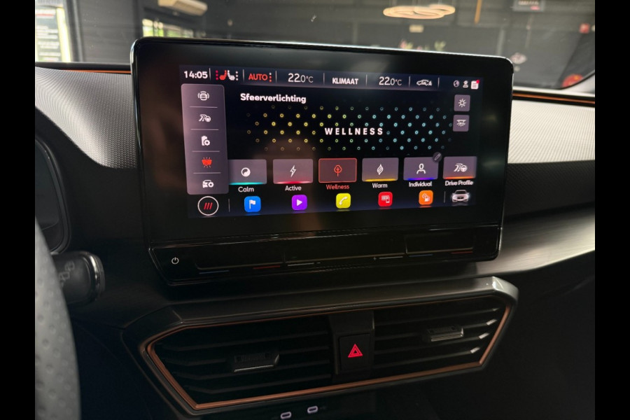 CUPRA Leon Sportstourer Sportstourer 1.4 e-Hybrid VZ Copper Panorama Matrix LED volleder BTW ACC 19 inchCarPlay