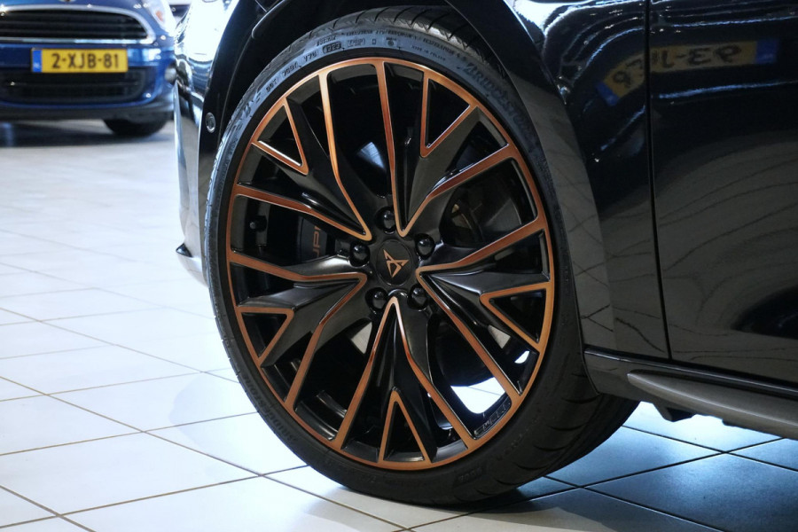 CUPRA Leon Sportstourer 1.4 e-Hybrid VZ Copper Edition 245pk + PANO / LEDER / MEMORY / DCC