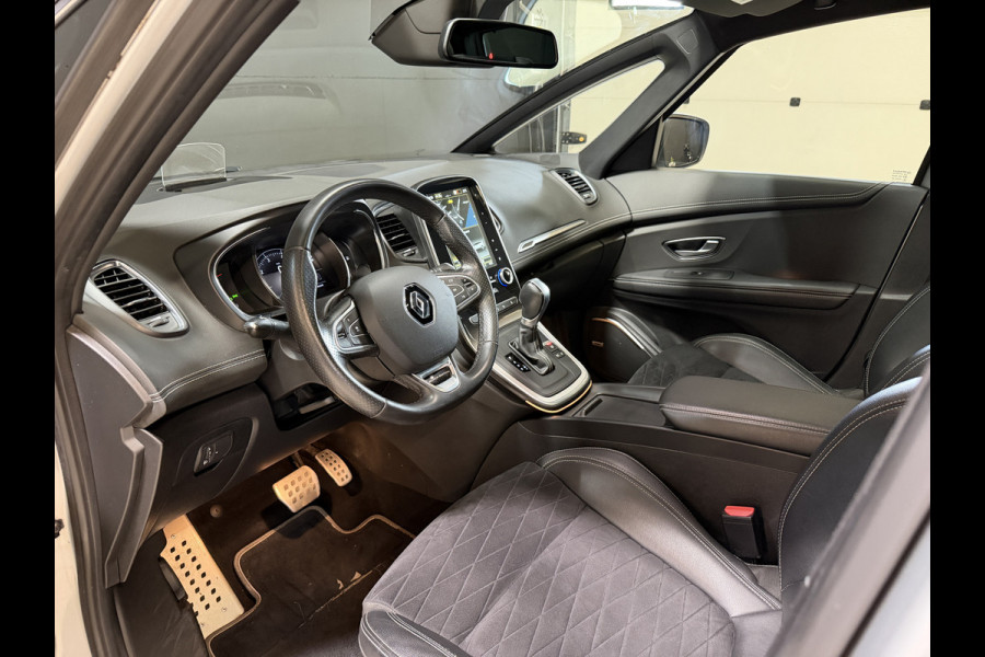 Renault Grand Scénic 1.3 TCe Bose Black Edition | Panoramadak | Camera | Stoel/stuurverwarming | Head-up display | Carplay | 20'' LMV