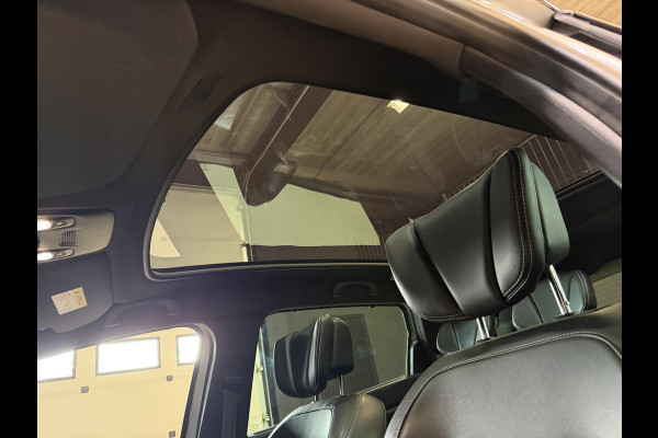 Renault Grand Scénic 1.3 TCe Bose Black Edition | Panoramadak | Camera | Stoel/stuurverwarming | Head-up display | Carplay | 20'' LMV