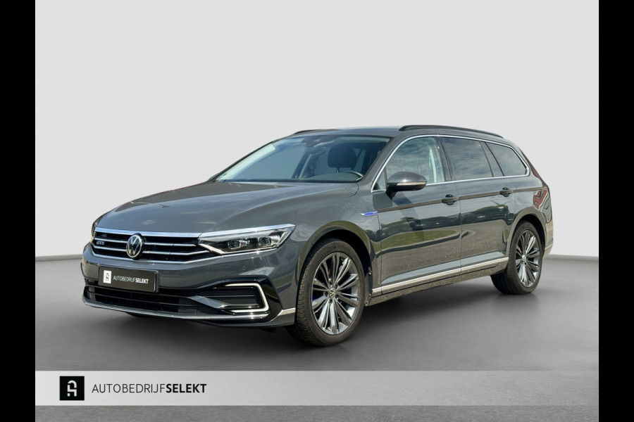 Volkswagen Passat Variant 1.4 TSI PHEV GTE | Trekhaak | Matrix IQ | Massage | Virtual | 360 | Carplay | Dealer onderhouden