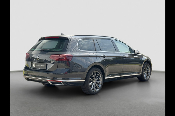 Volkswagen Passat Variant 1.4 TSI PHEV GTE | Trekhaak | Matrix IQ | Massage | Virtual | 360 | Carplay | Dealer onderhouden