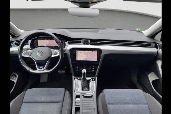 Volkswagen Passat Variant 1.4 TSI PHEV GTE | Trekhaak | Matrix IQ | Massage | Virtual | 360 | Carplay | Dealer onderhouden
