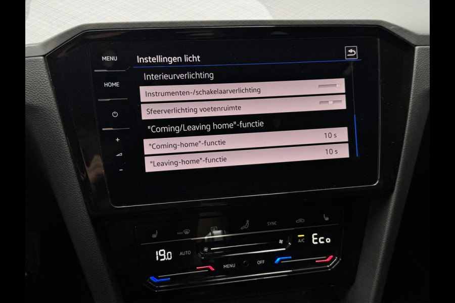 Volkswagen Passat Variant 1.4 TSI PHEV GTE | Trekhaak | Matrix IQ | Massage | Virtual | 360 | Carplay | Dealer onderhouden