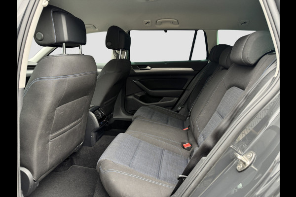 Volkswagen Passat Variant 1.4 TSI PHEV GTE | Trekhaak | Matrix IQ | Massage | Virtual | 360 | Carplay | Dealer onderhouden