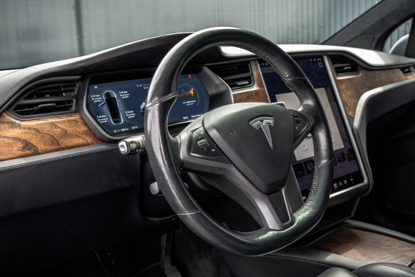 Tesla Model X 100D AWD | 525 PK | 7-Zits | Camera | PDC | Falcon Doors | Premium Connectivity