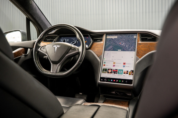 Tesla Model X 100D AWD | 525 PK | 7-Zits | Camera | PDC | Falcon Doors | Premium Connectivity