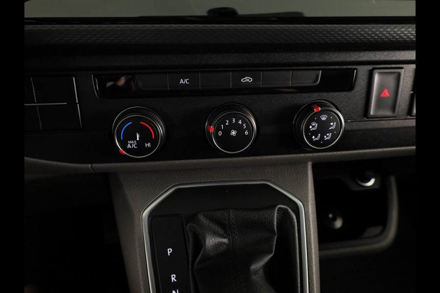 Volkswagen Transporter 2.0 TDI L2H1 32 DC Highline | Cruise control | Parkeersensor voor en achter