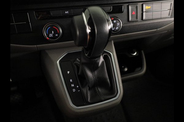 Volkswagen Transporter 2.0 TDI L2H1 32 DC Highline | Cruise control | Parkeersensor voor en achter