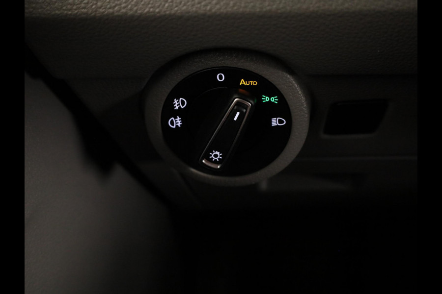 Volkswagen Transporter 2.0 TDI L2H1 32 DC Highline | Cruise control | Parkeersensor voor en achter